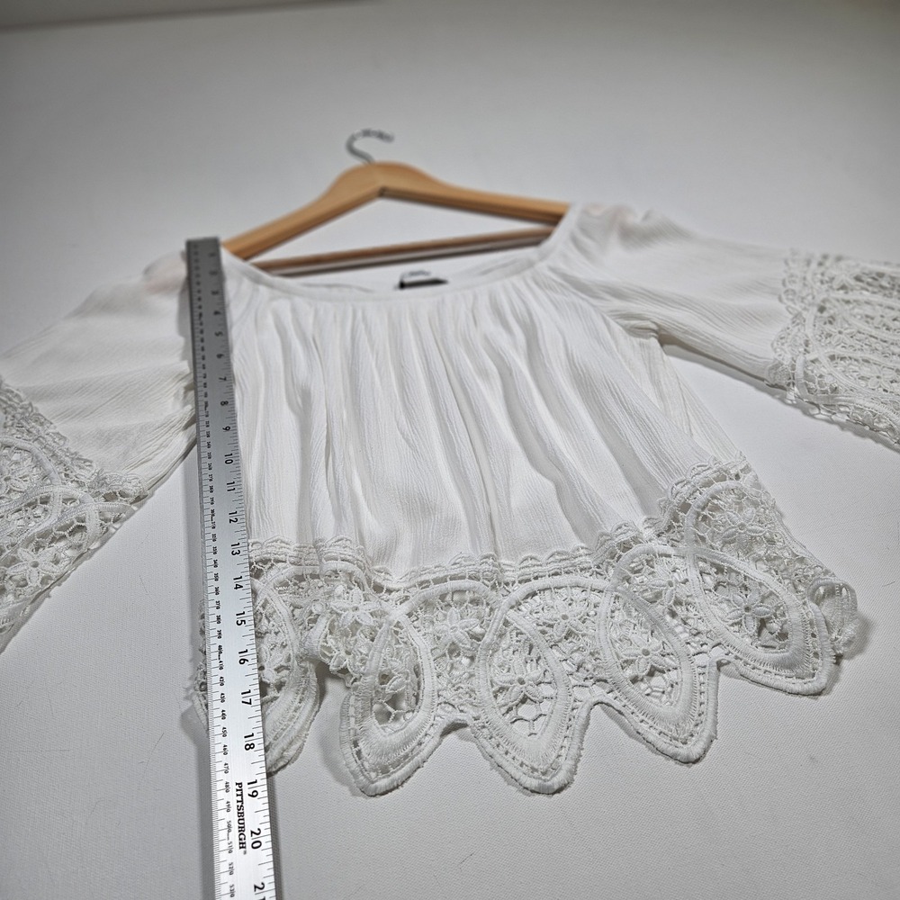 Papaya Off Shoulder Blouse Womens Small White Crochet Lace Boho Festival Top - Picture 5 of 5